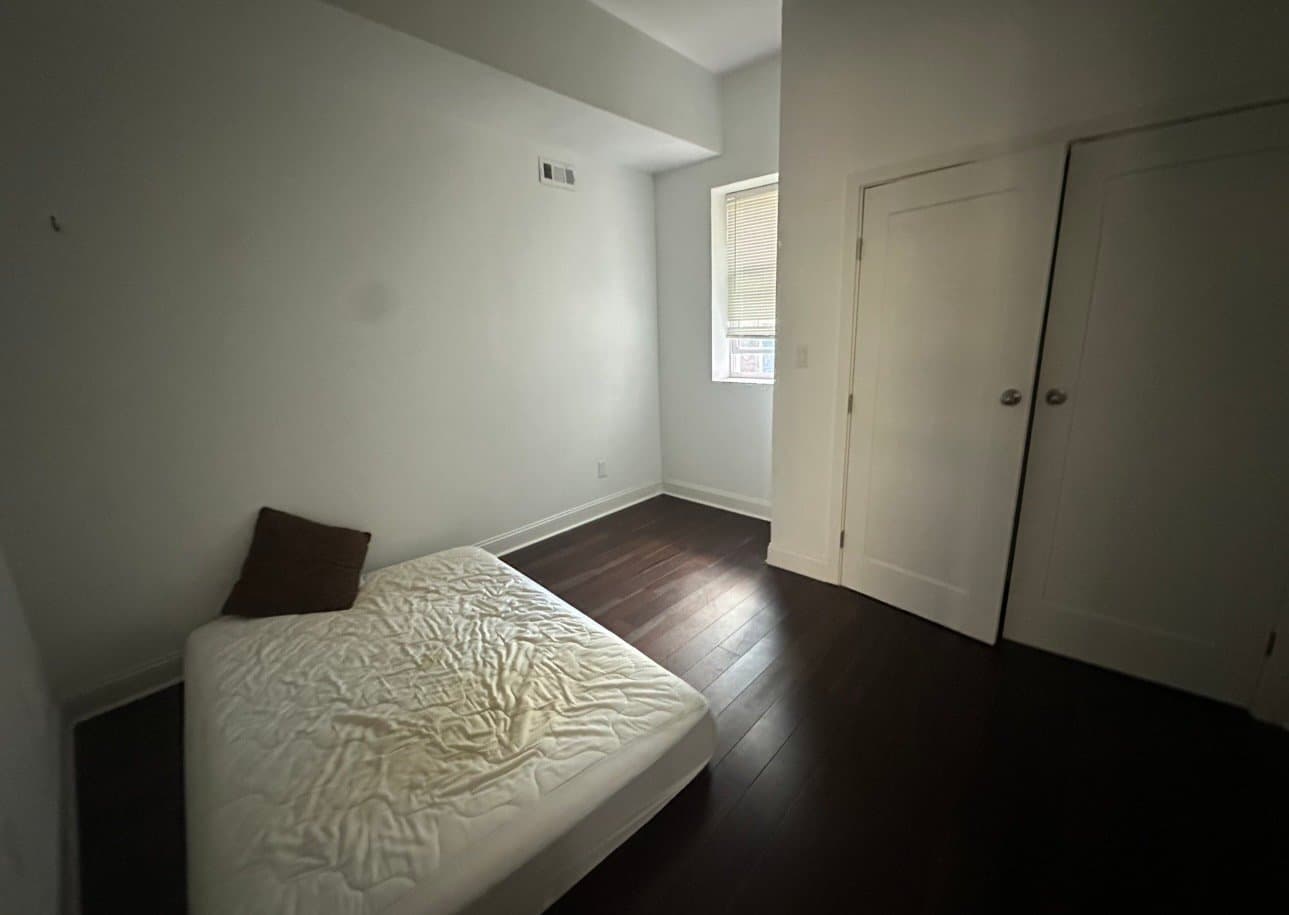 PHILADELPHIA Condo: 1635 w girard
