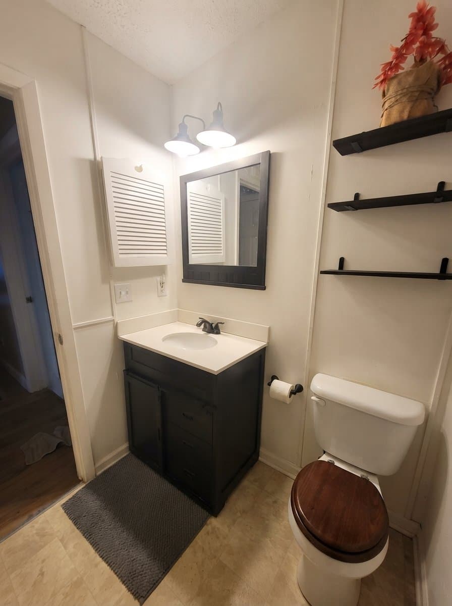 Lithonia Single Room: 2330 Scenic Hwy