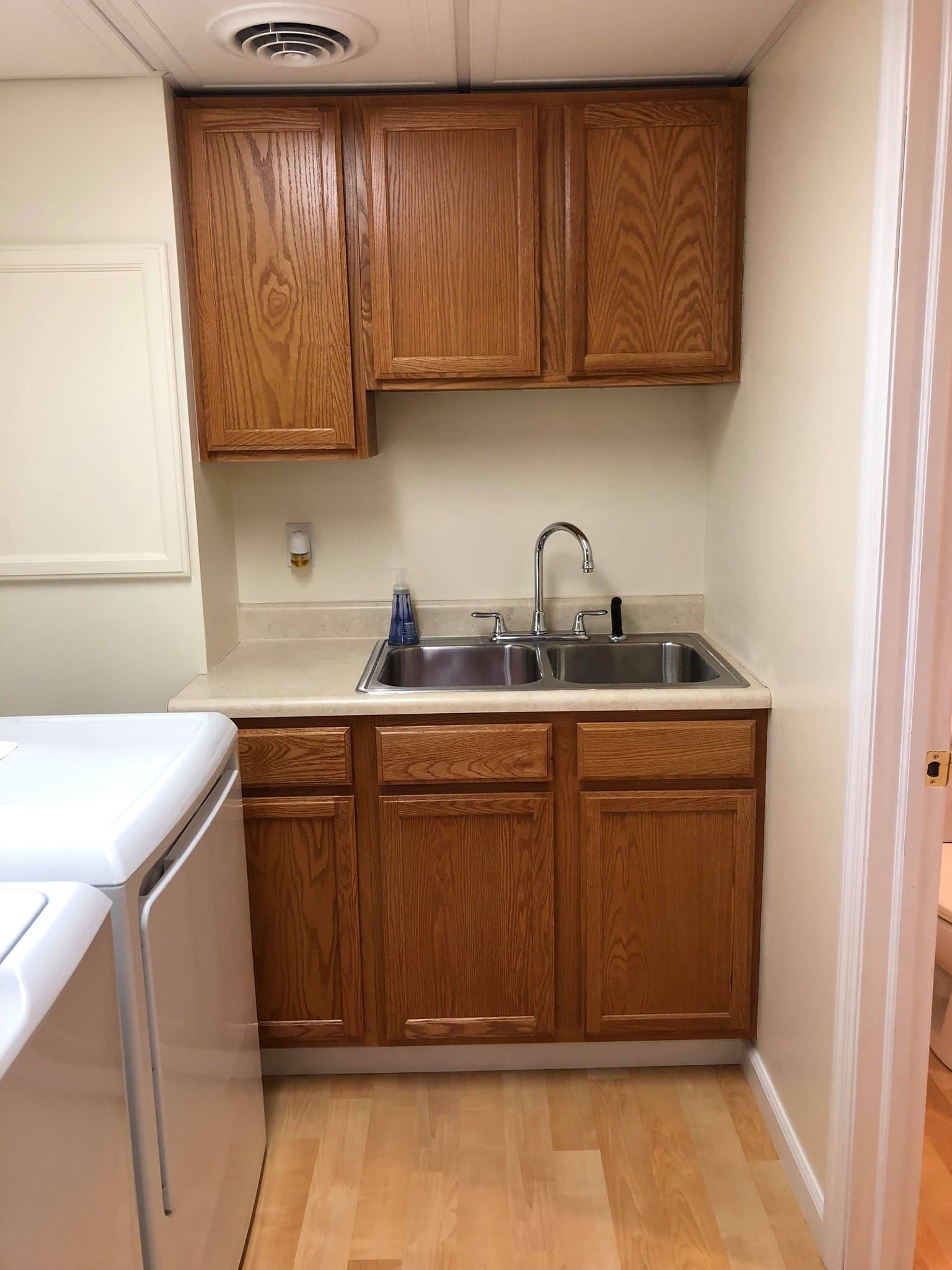 Alexandria Townhome: 5623 Ridge View Dr