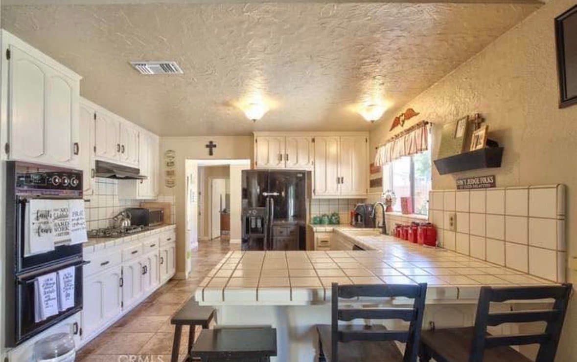Perris Single Room: 21355 Webster Ave