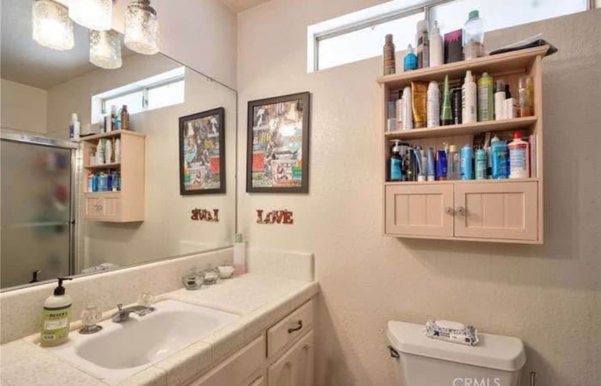 Perris Single Room: 21355 Webster Ave