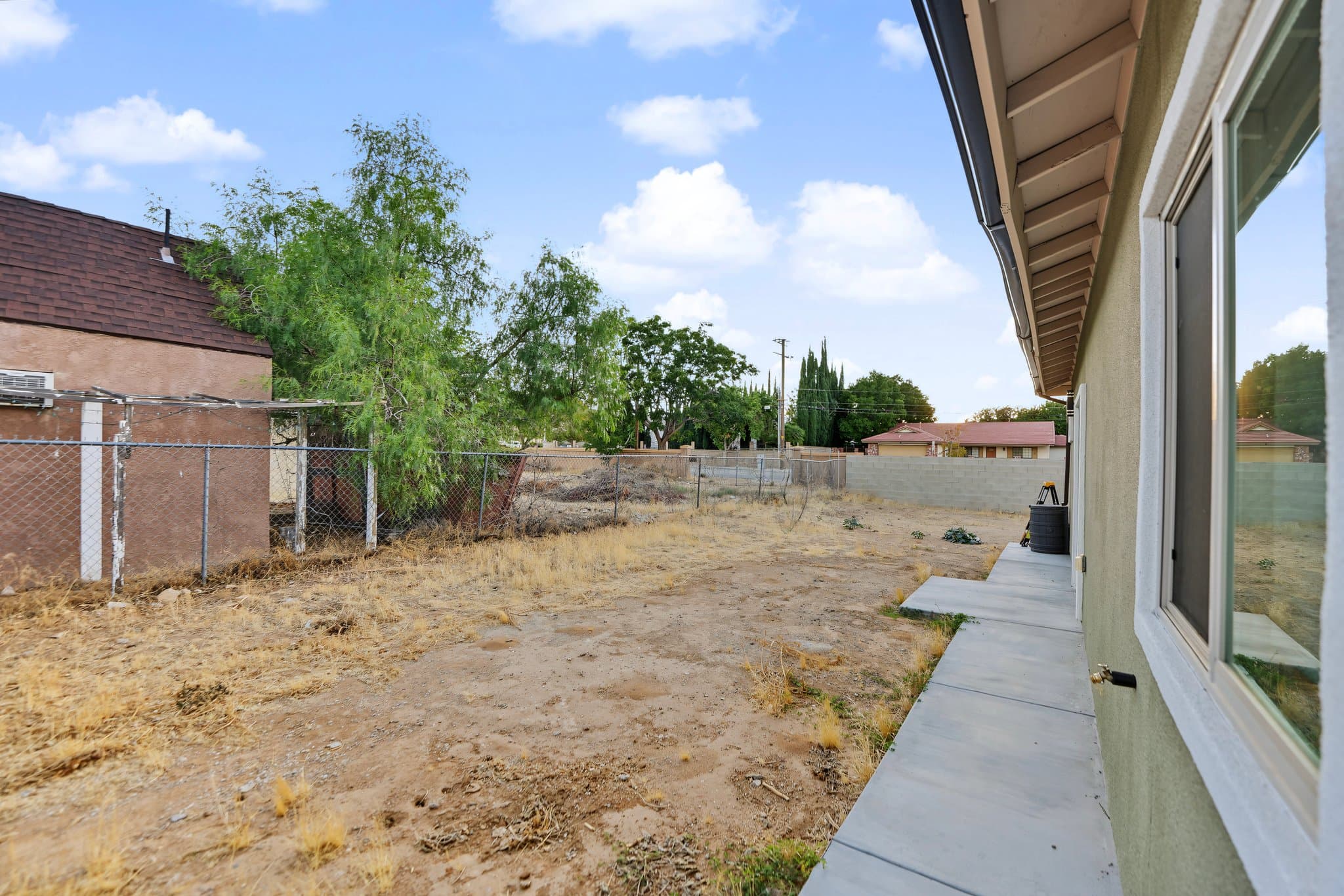 Lancaster House: 4858 W Avenue L2