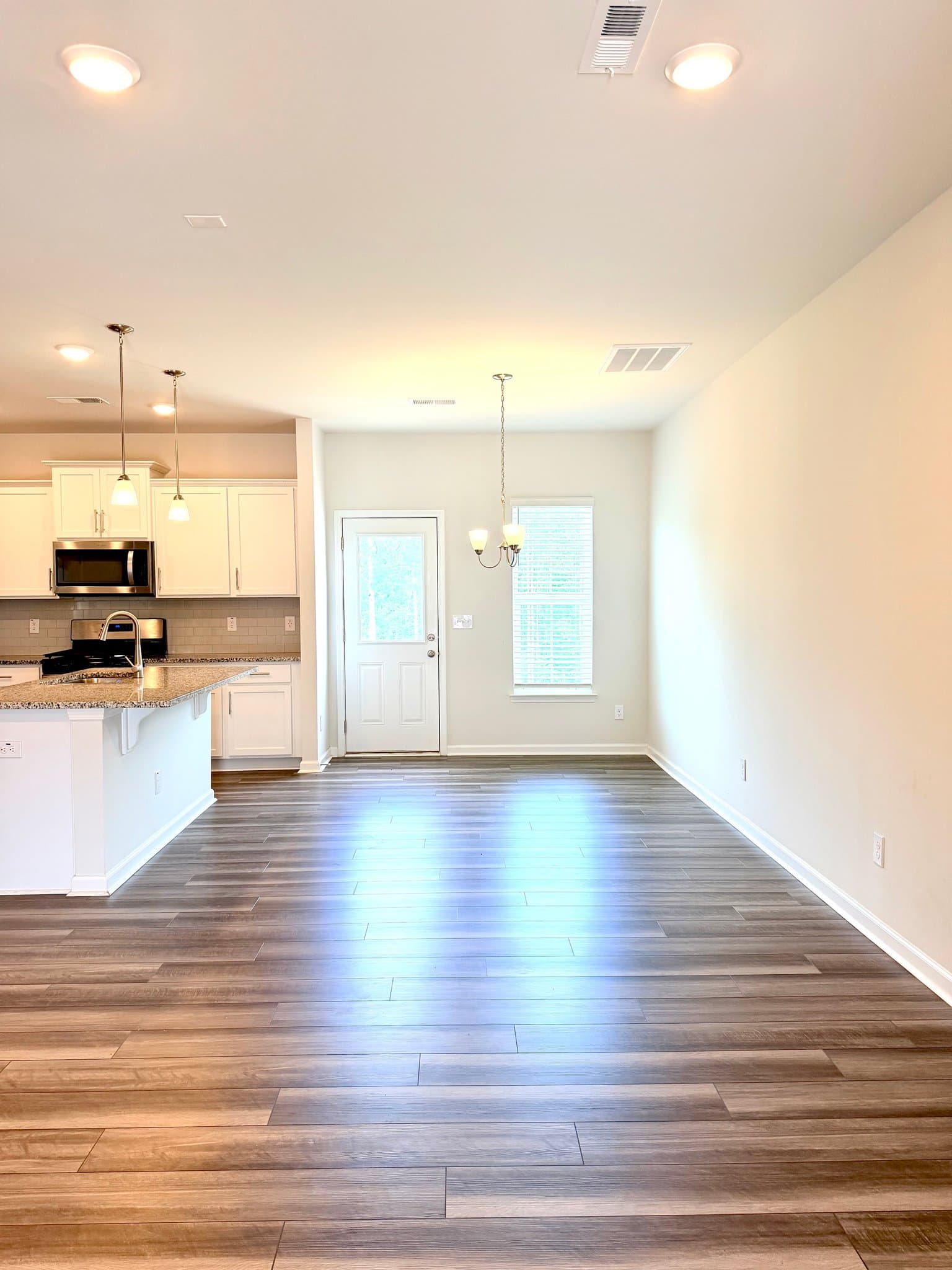 Jamestown Townhome: 4018 Beckton Trail