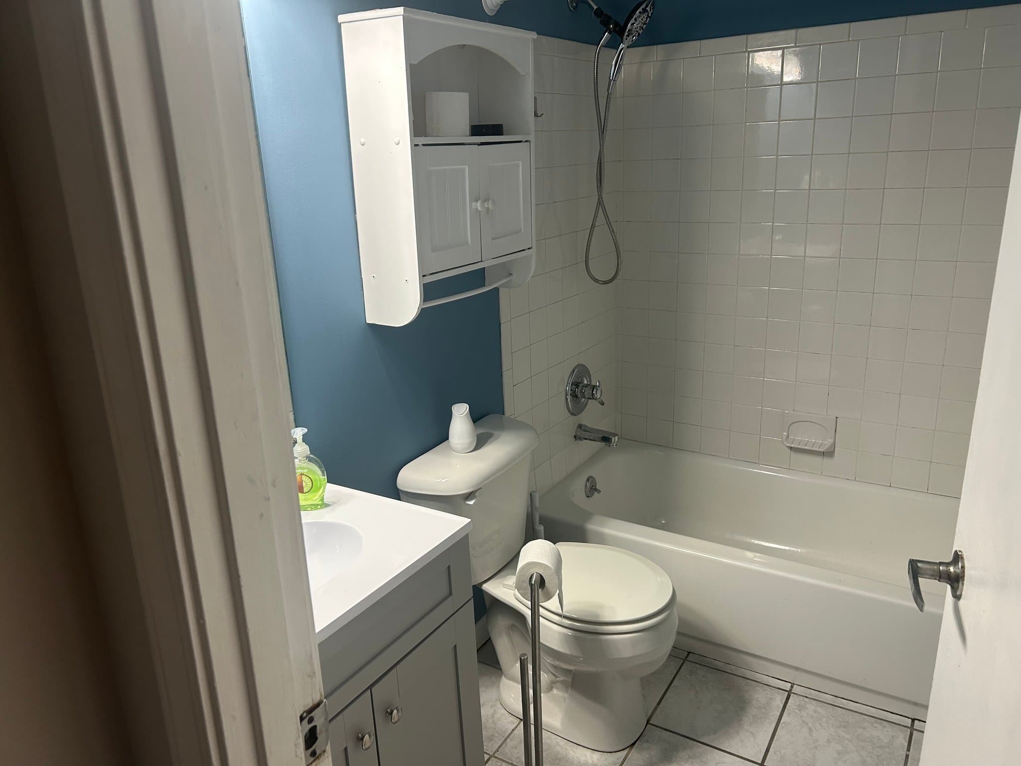 Louisville House: 7210 Gorham Way