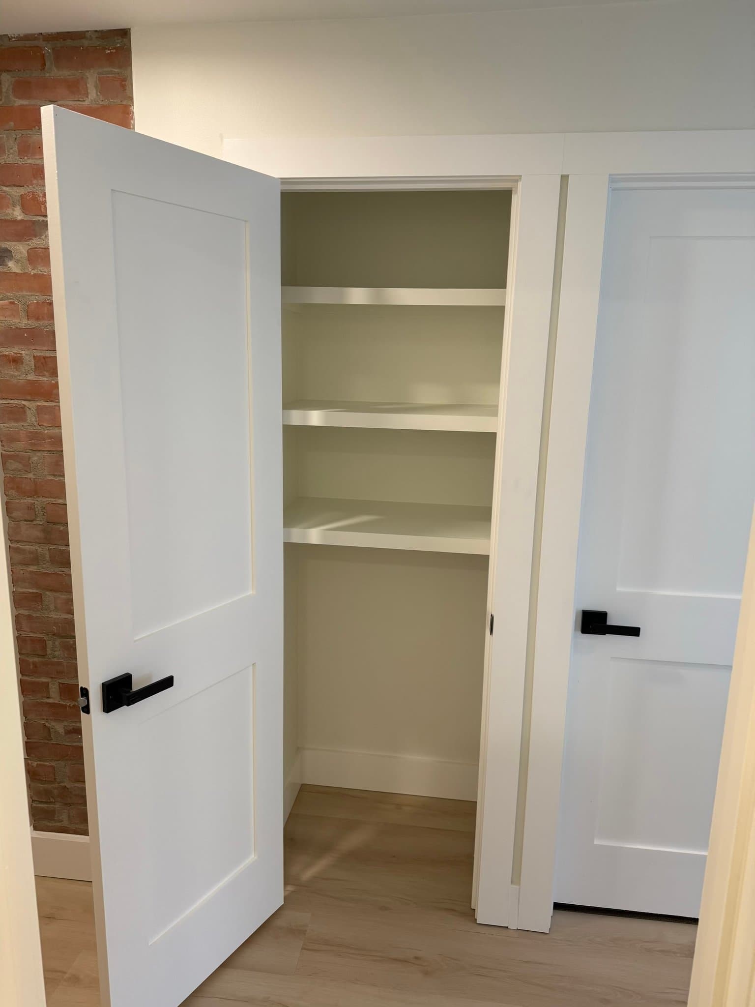 Winooski Single Room: 265 east allen street