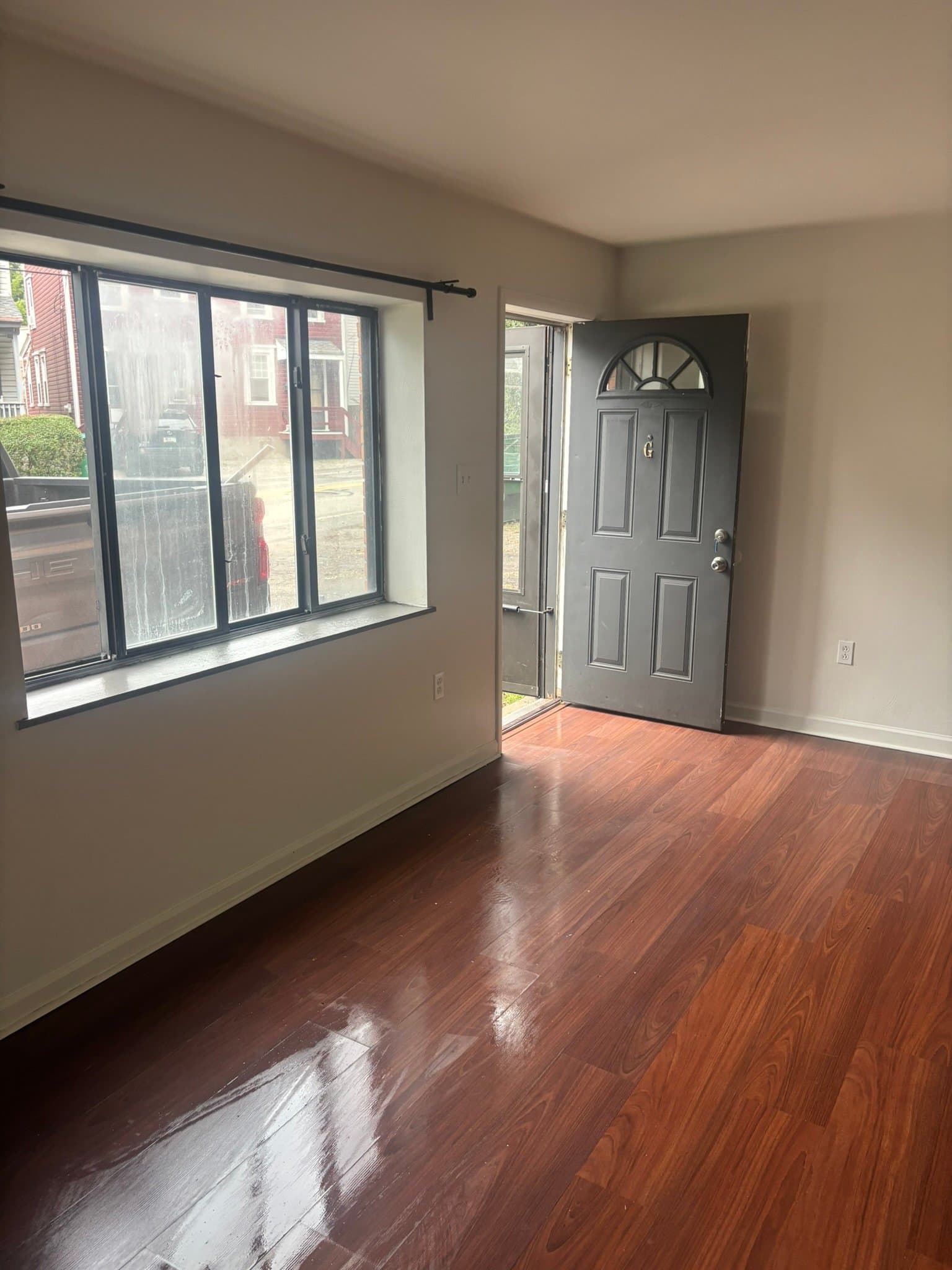 Pittsburgh Apartment: 90 Vilsack St