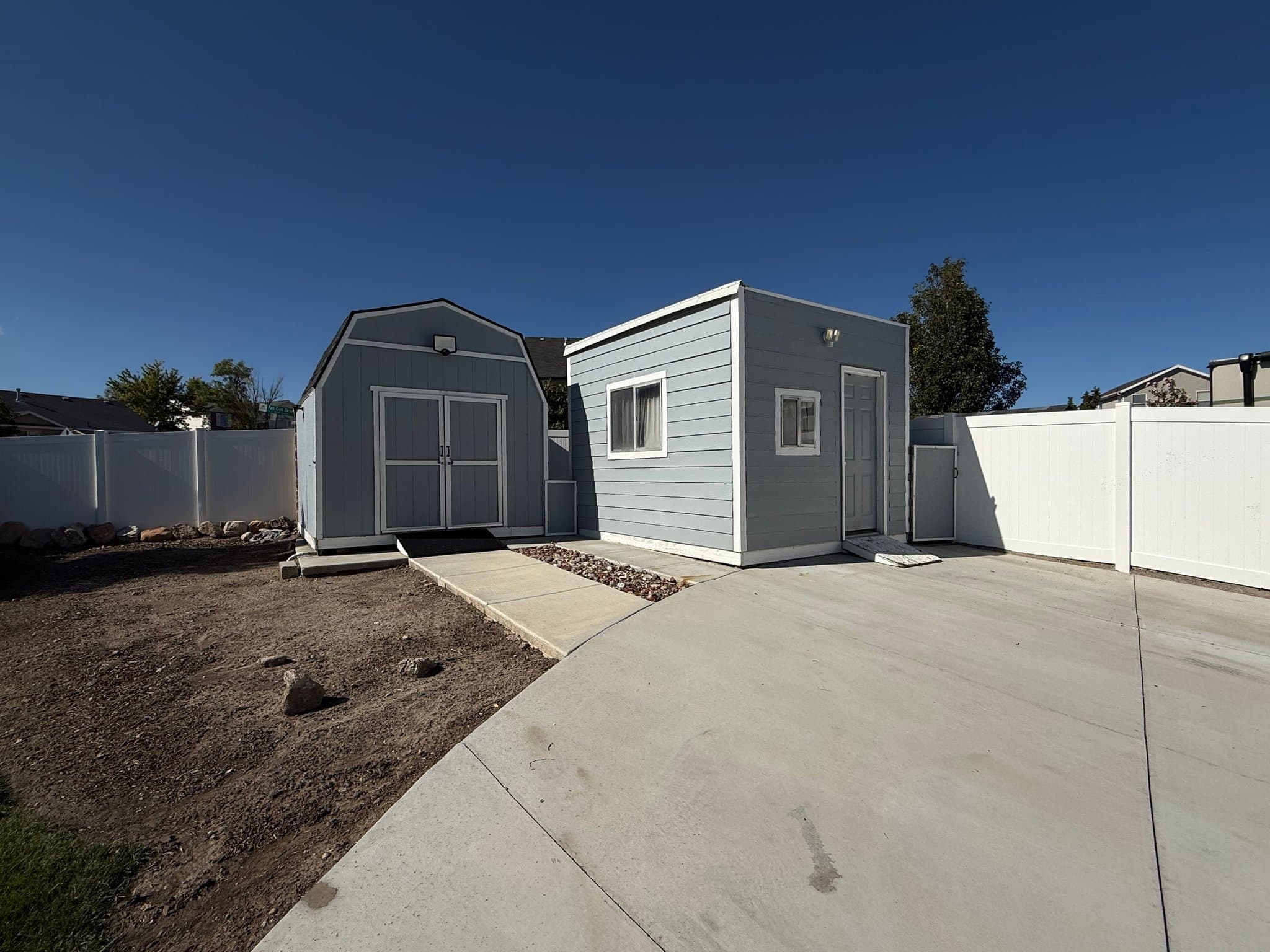 WEST JORDAN House: 8374 S 6465 W