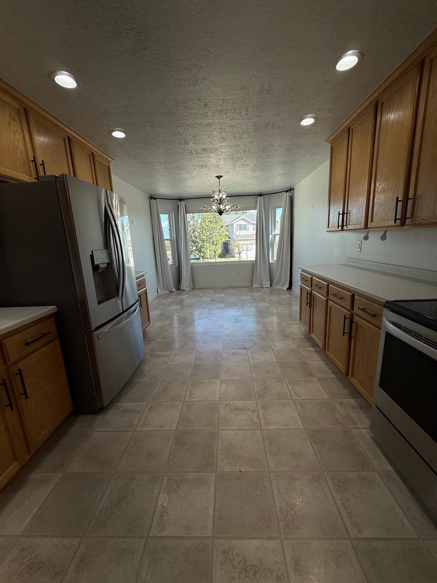 WEST JORDAN House: 8374 S 6465 W