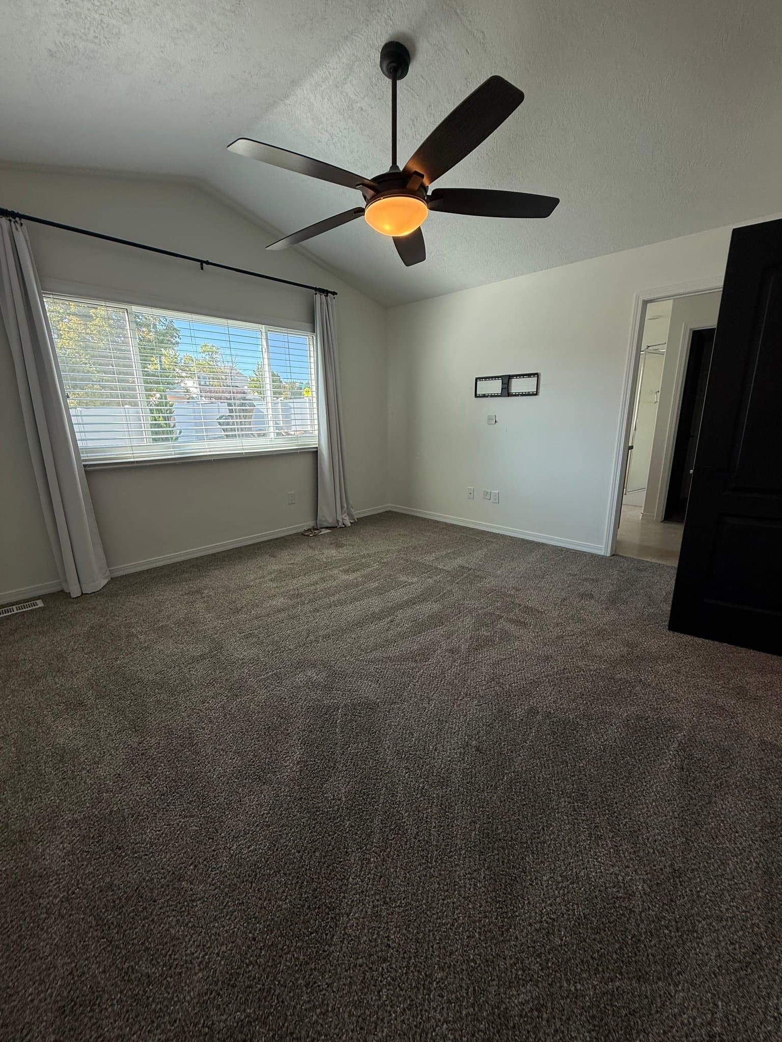 WEST JORDAN House: 8374 S 6465 W