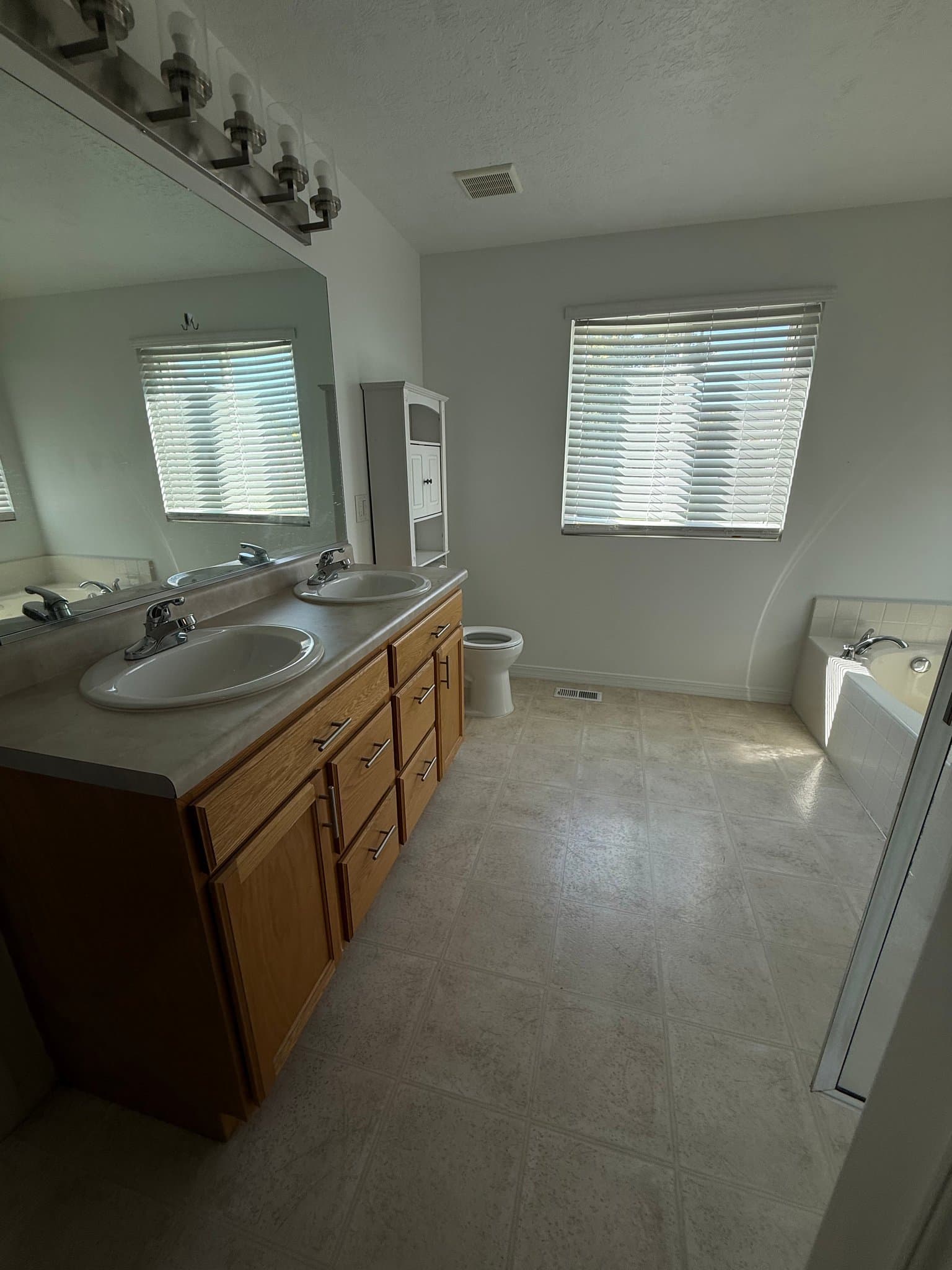 WEST JORDAN House: 8374 S 6465 W