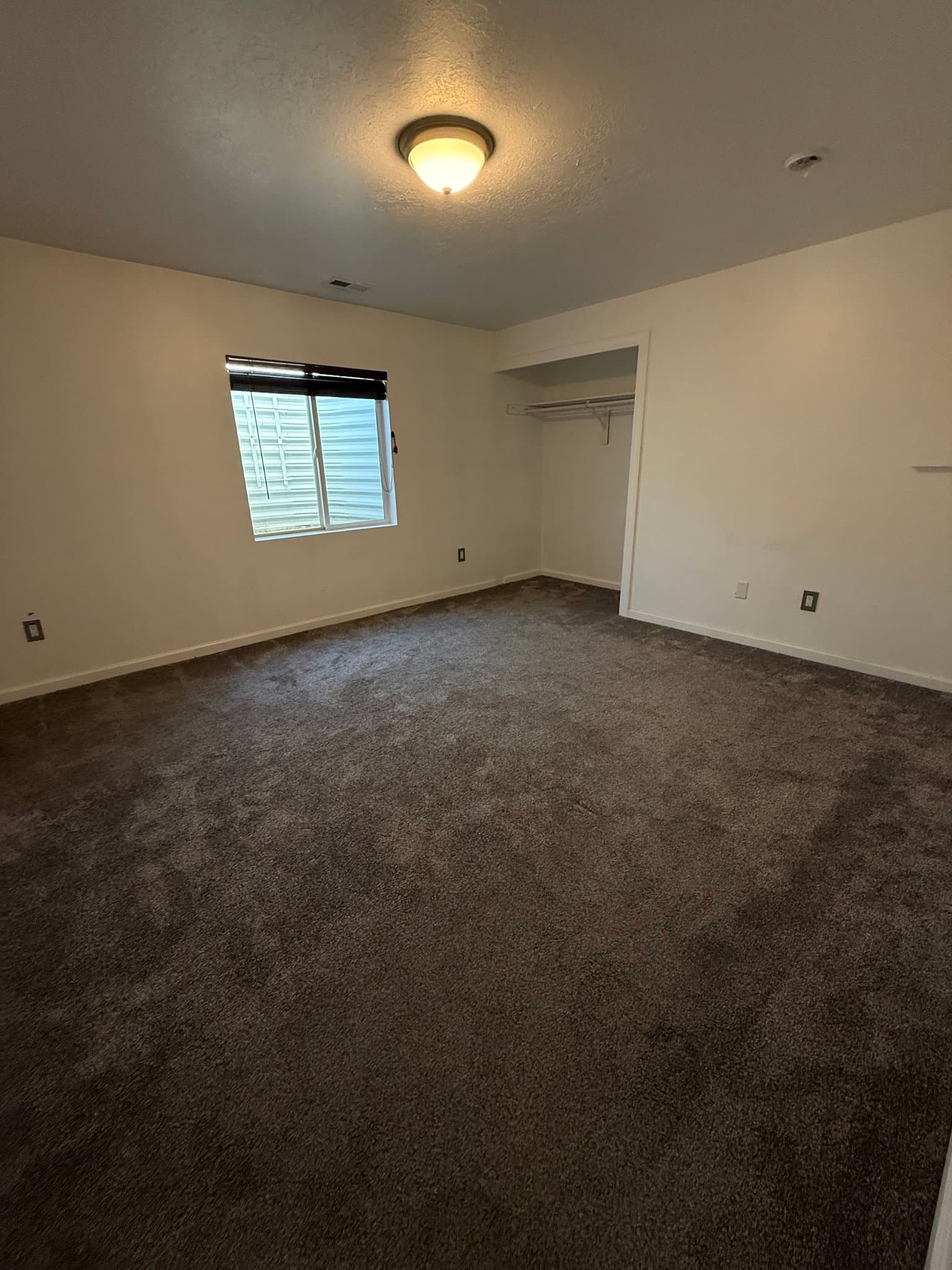 WEST JORDAN House: 8374 S 6465 W