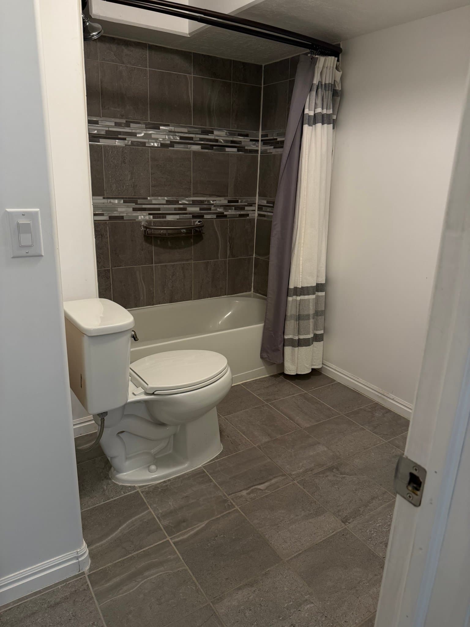 WEST JORDAN House: 8374 S 6465 W
