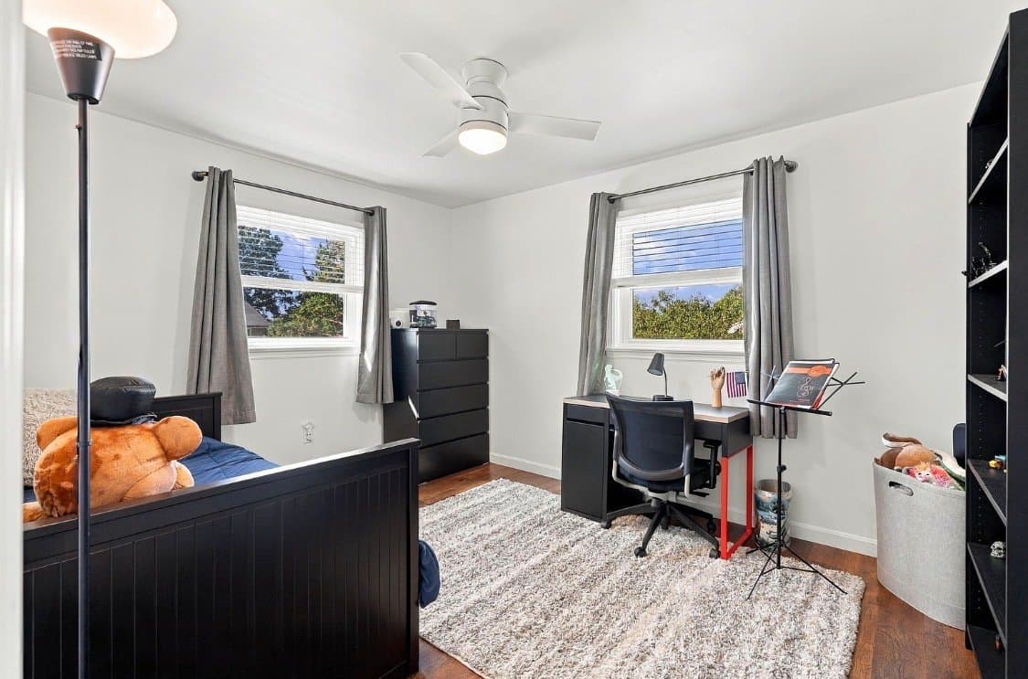 Lancaster House: 425 Nottingham Ave