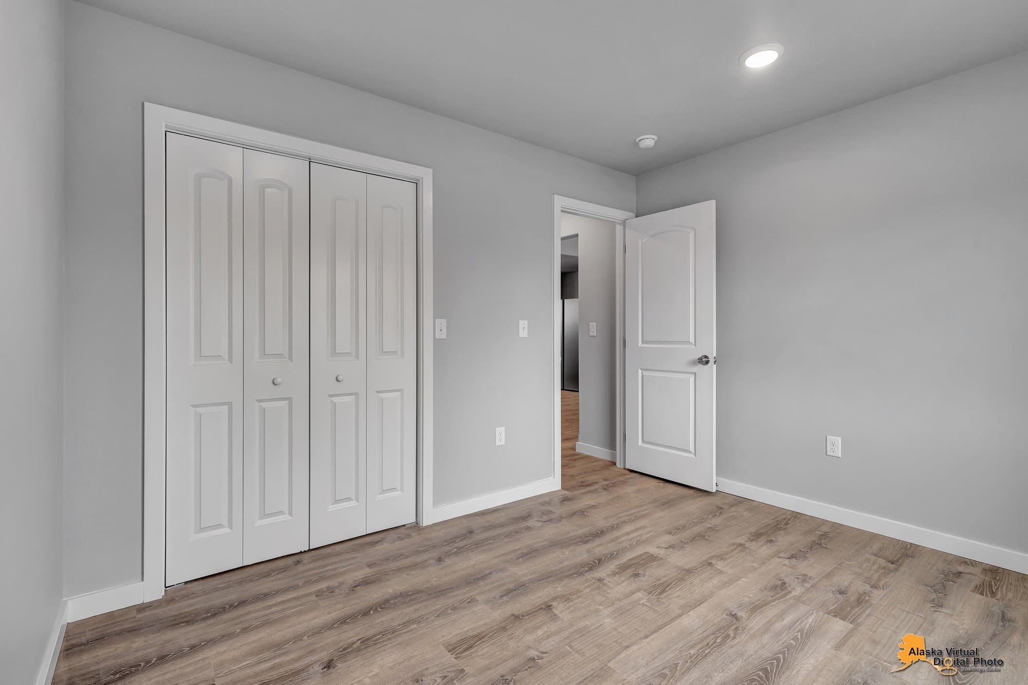 Big Lake Townhome: 4712 S Kenaka Bena Loop