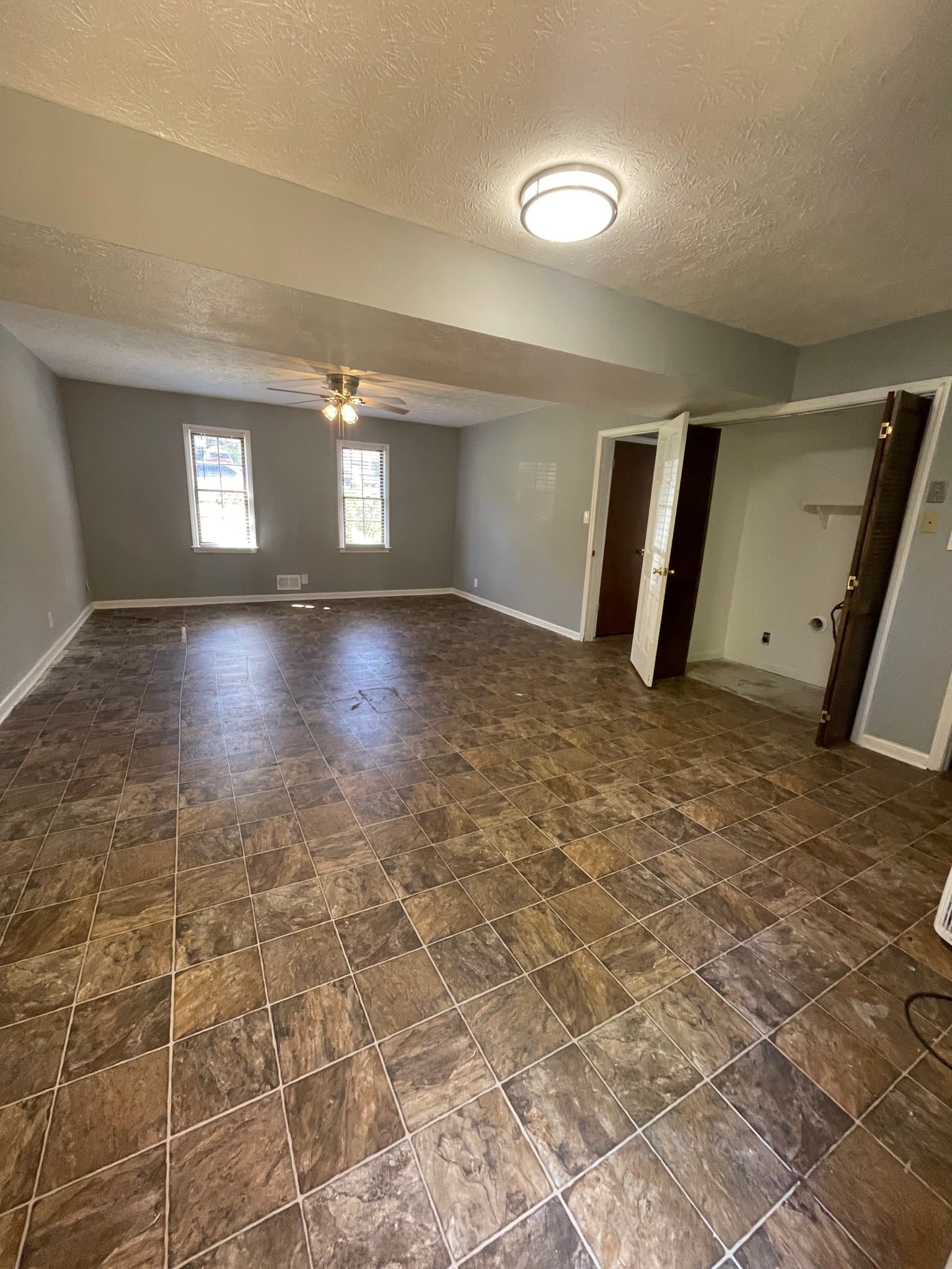 Duluth House: 4148 Centennial Trl