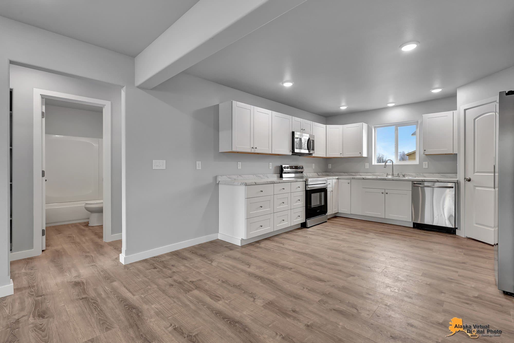Big Lake Townhome: 4712 S Kenaka Bena Loop
