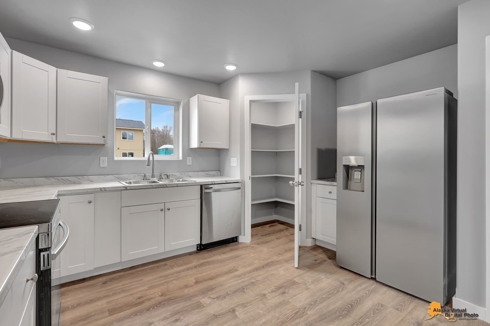 Big Lake Townhome: 4712 S Kenaka Bena Loop