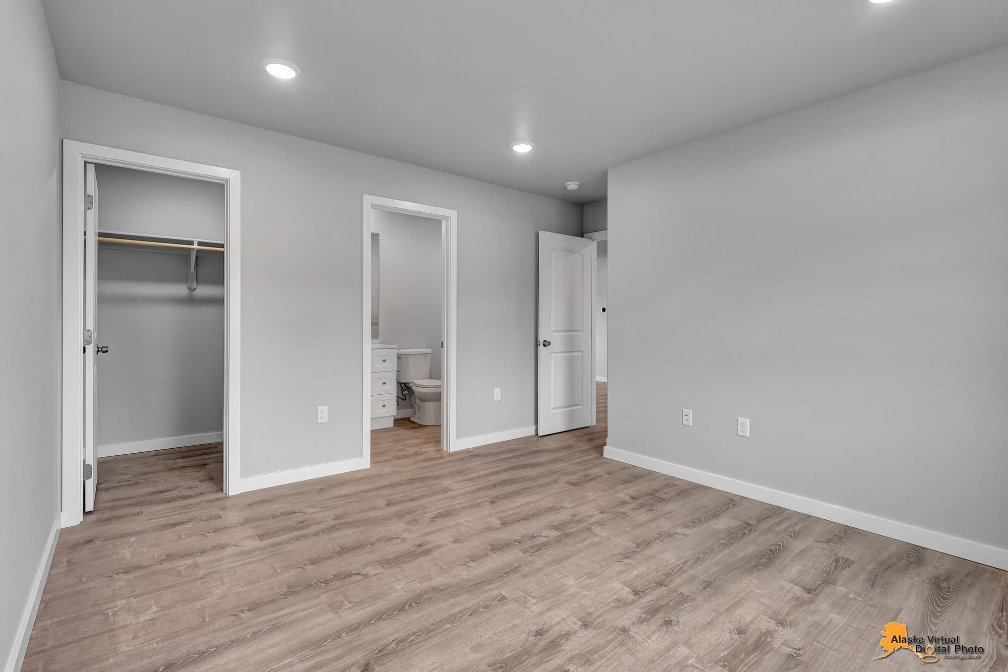 Big Lake Townhome: 4712 S Kenaka Bena Loop