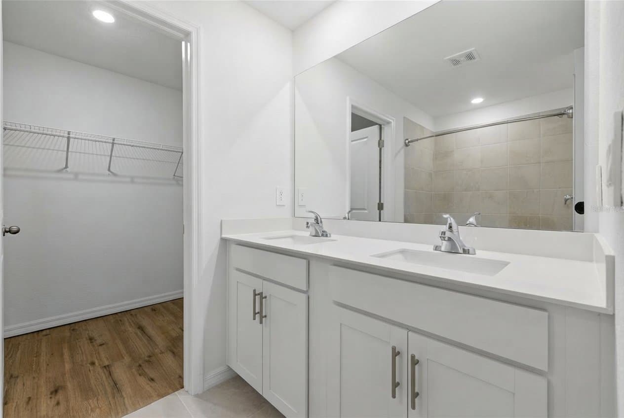 Bradenton House: 13981 Lilac Sky Ter