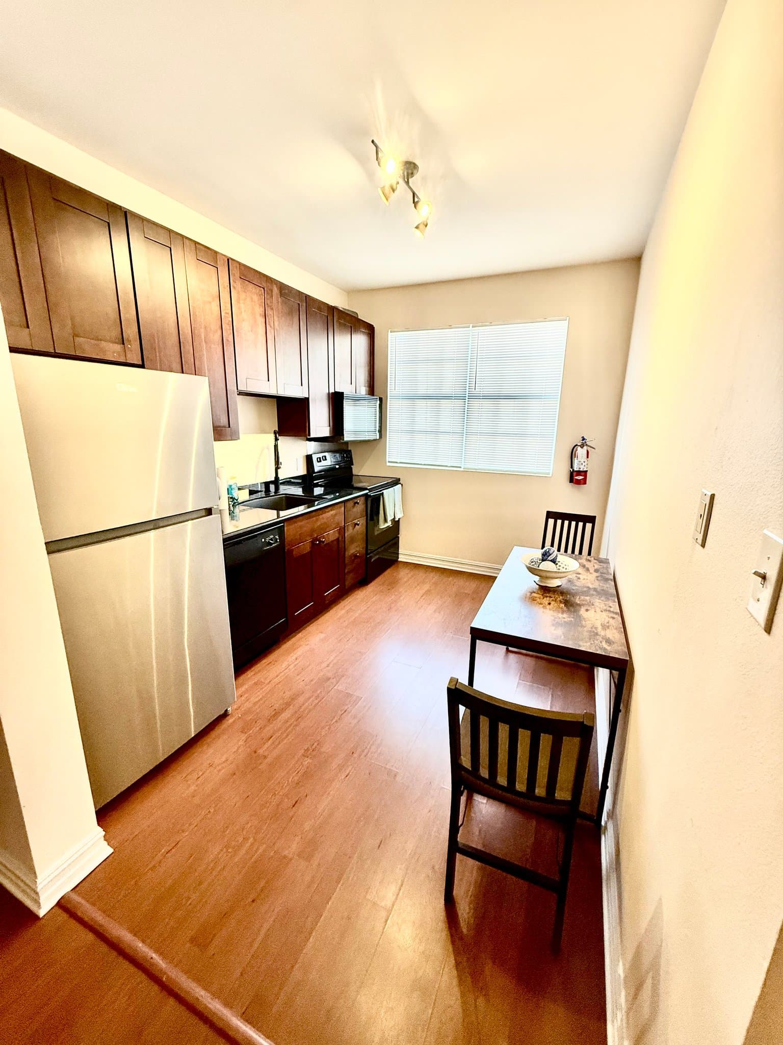 New Orleans Apartment: 2801 Broadway St