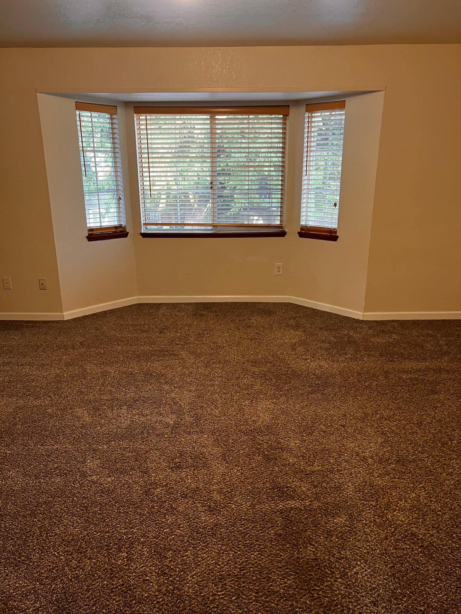 Everett House: 12417 51st