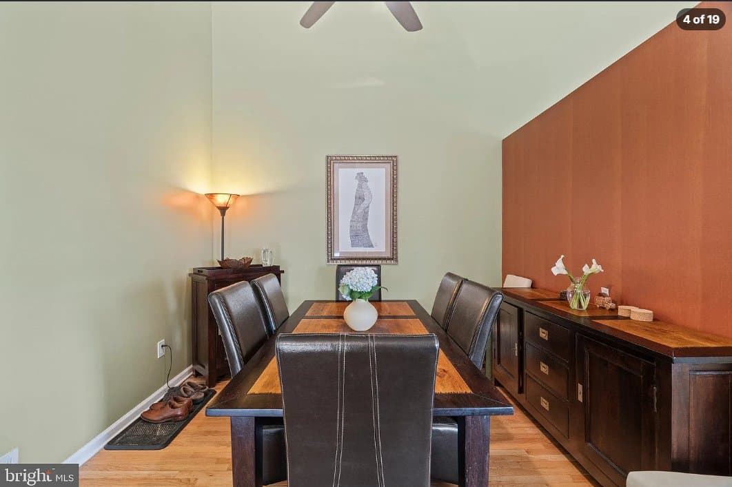 Franklin Park Condo: 253 Columbus Dr