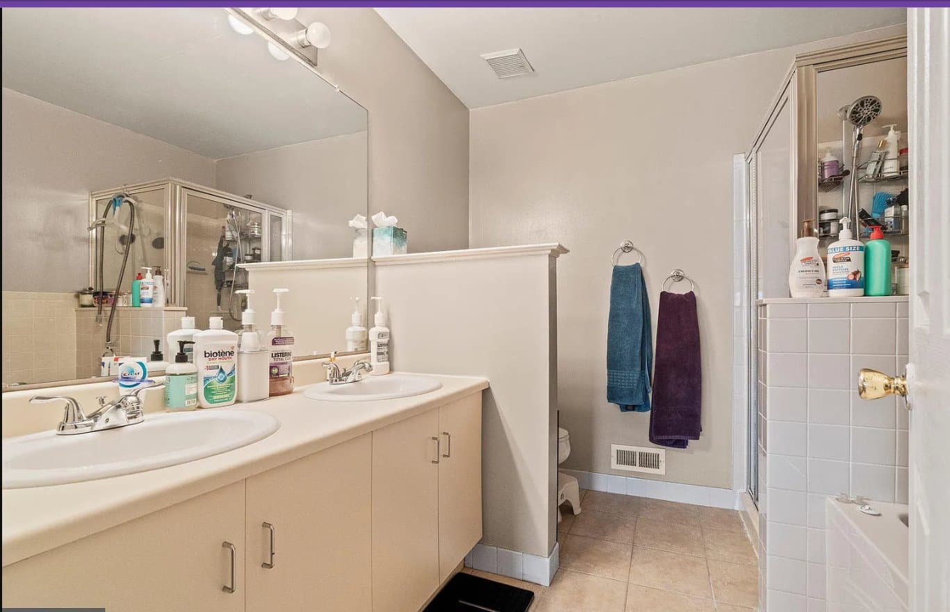 Franklin Park Condo: 253 Columbus Dr