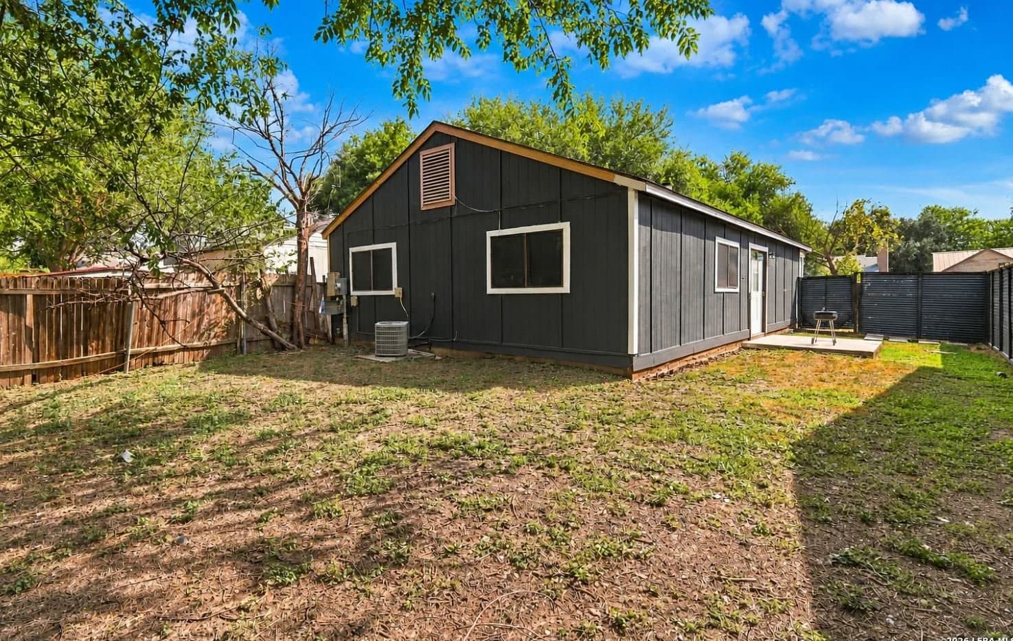 San Antonio House: 4111 Sunrise Terrace