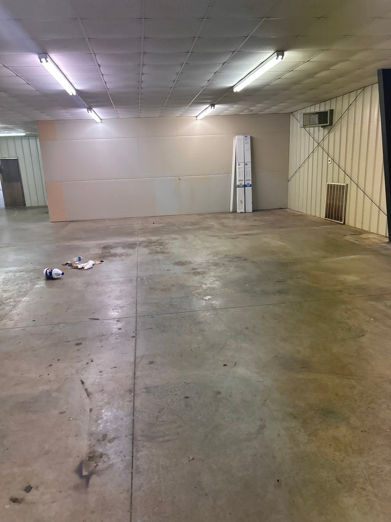 Glennville Other: 102 cloverdale rd
