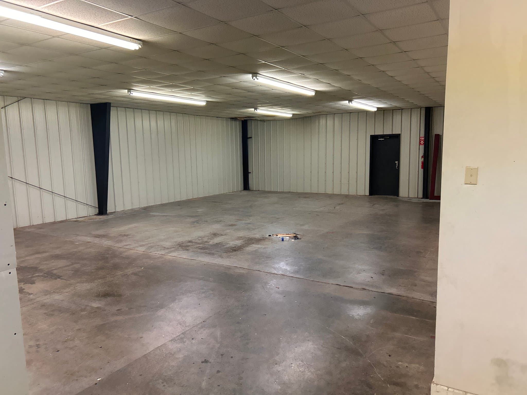 Glennville Other: 102 cloverdale rd