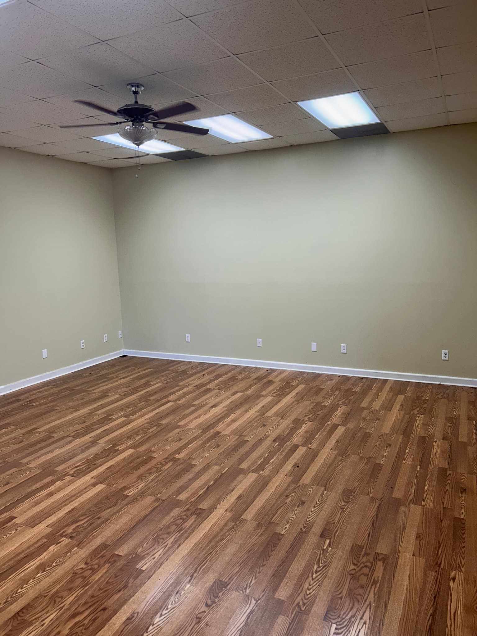 Glennville Other: 102 cloverdale rd