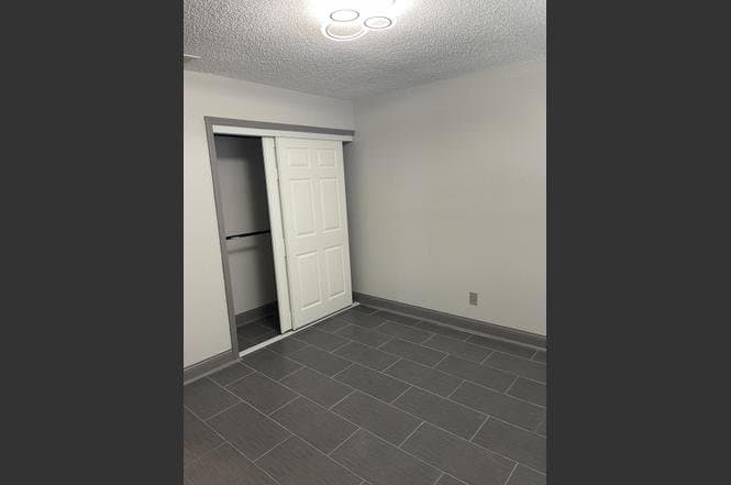 Tampa Apartment: 7919 Lakeshore Drive