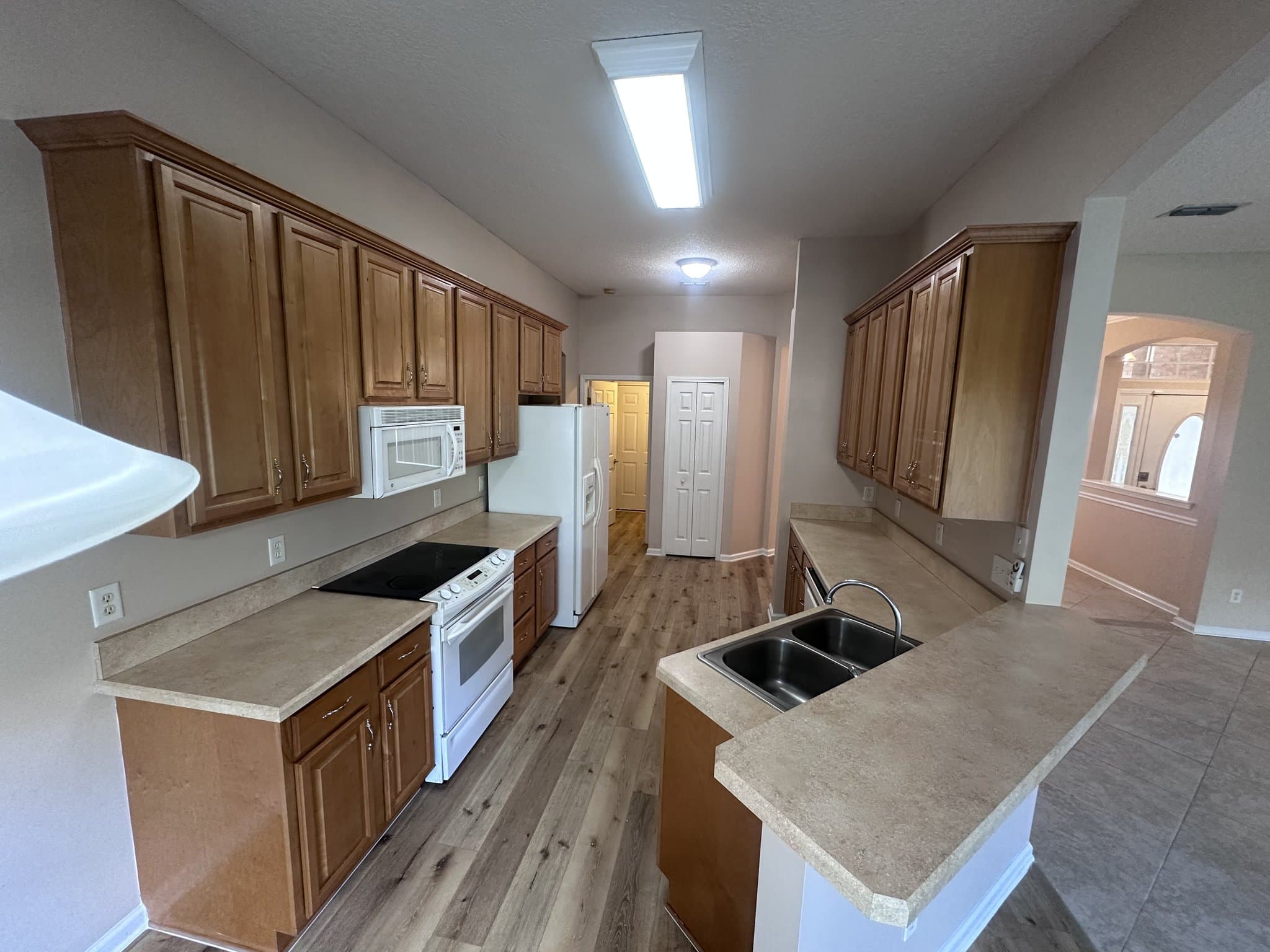 Jacksonville House: 4569 Muscadine Ct
