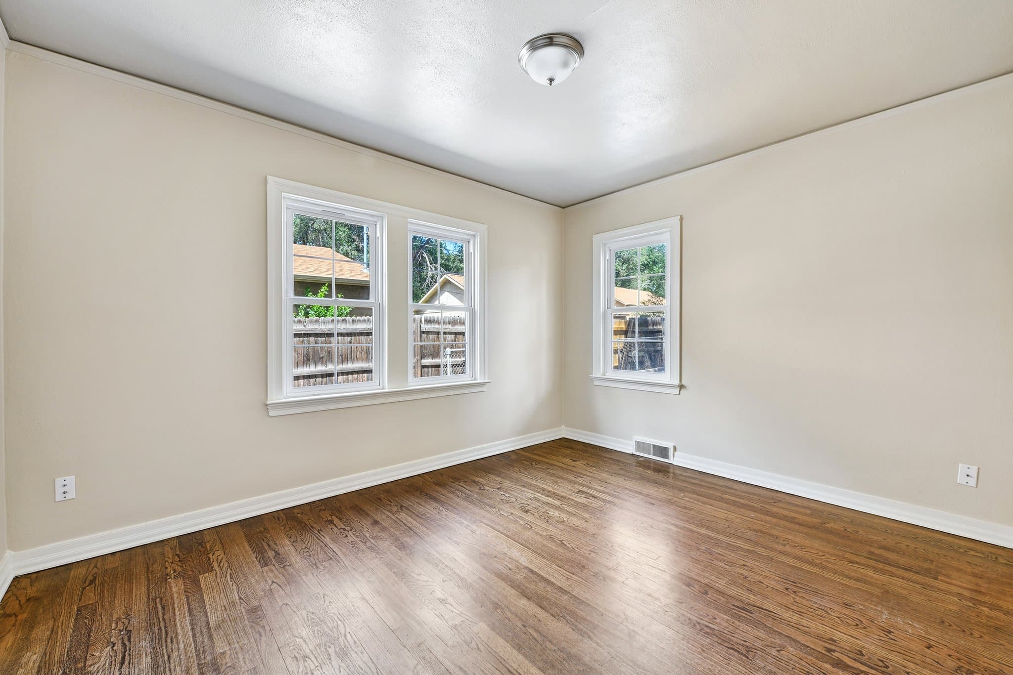 Colorado Springs House: 1030 E Platte Ave