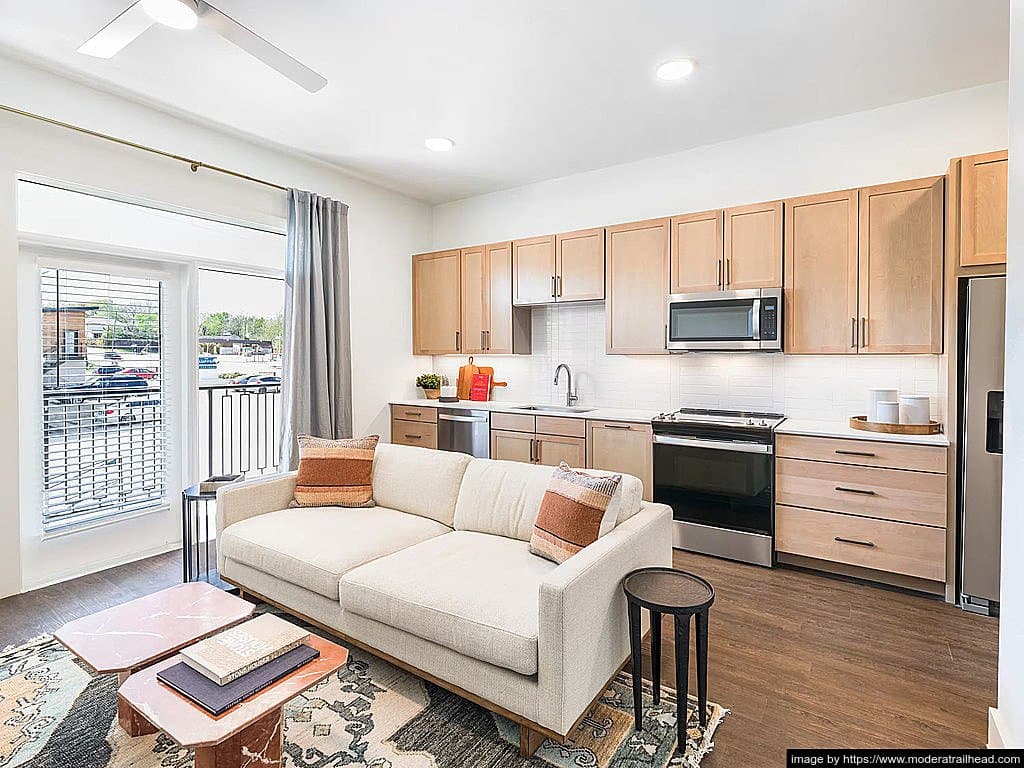 Dallas Apartment: 7532 E Grand Ave