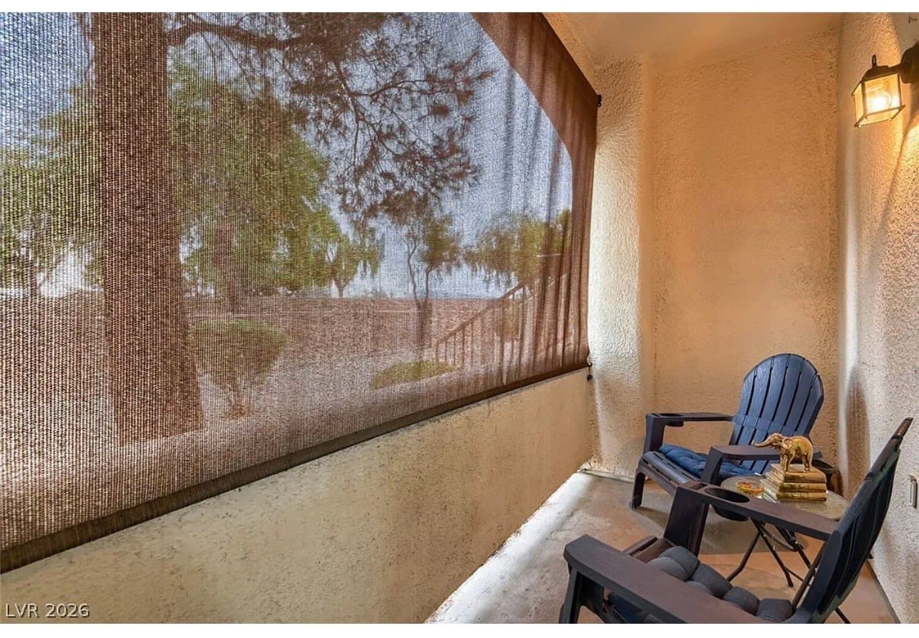 Las Vegas Condo: 5650 E Sahara Ave