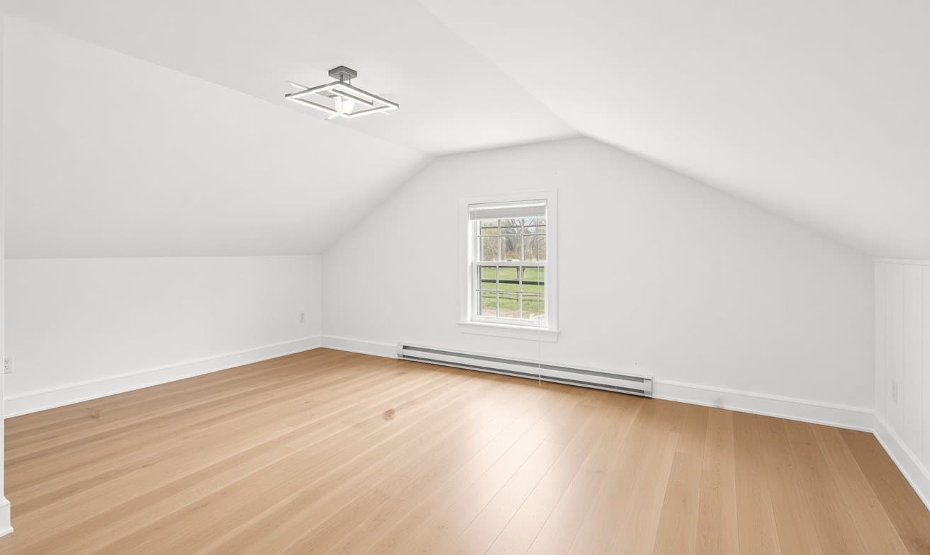 Pocomoke City House: 1002 Laurel St