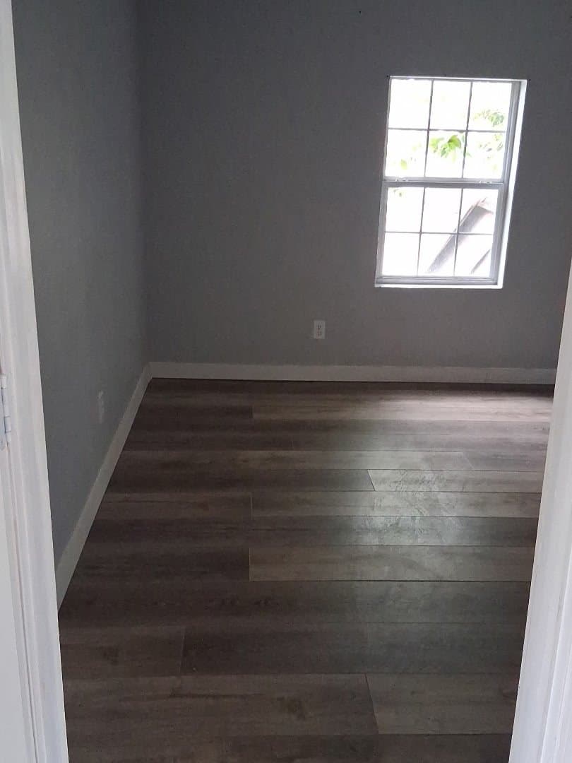 San Antonio House: 230 SW 29 St
