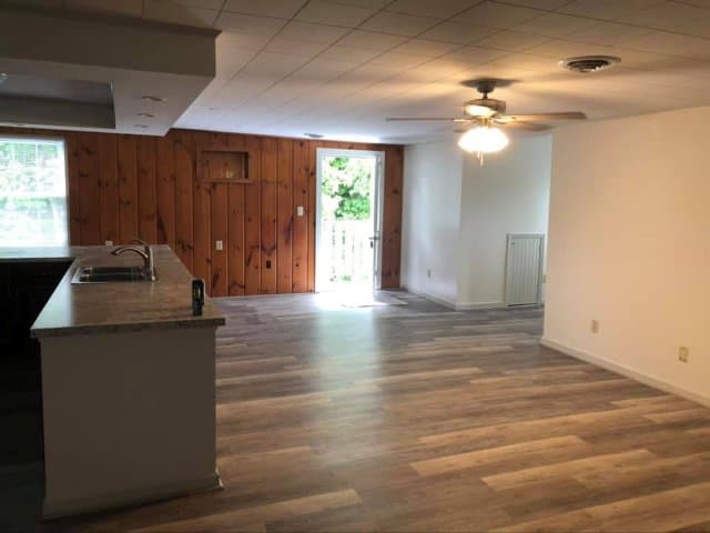 Reading Apartment: 903 Morgantown Rd