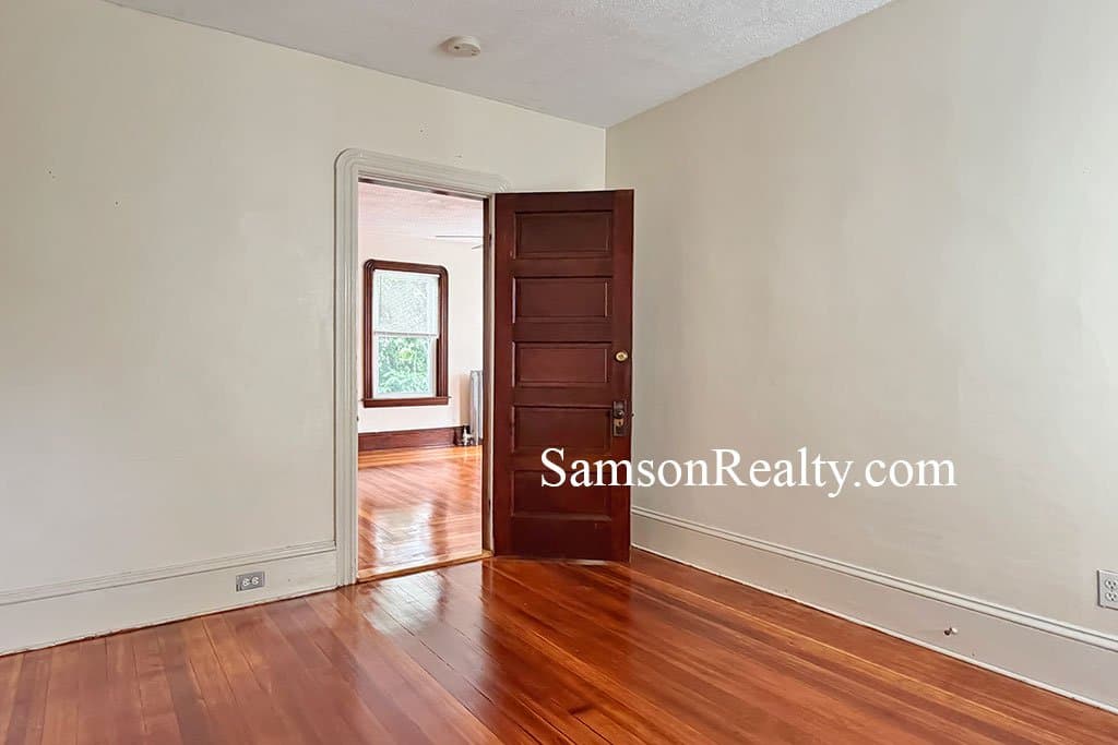 Pawtucket Condo: 280 Glenwood Ave