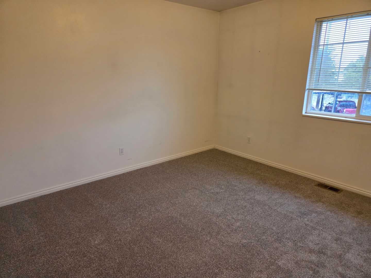 Lehi Apartment: 691 E 1775 N