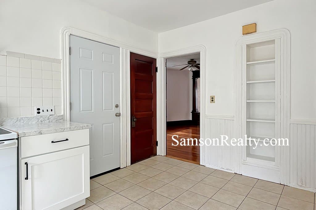 Pawtucket Condo: 282 Glenwood Ave