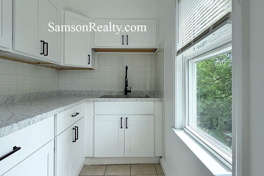 Pawtucket Condo: 282 Glenwood Ave