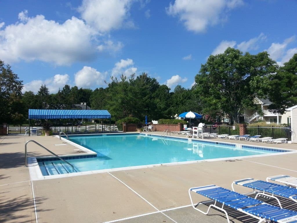 Tinton Falls Condo: 42 Players Circle