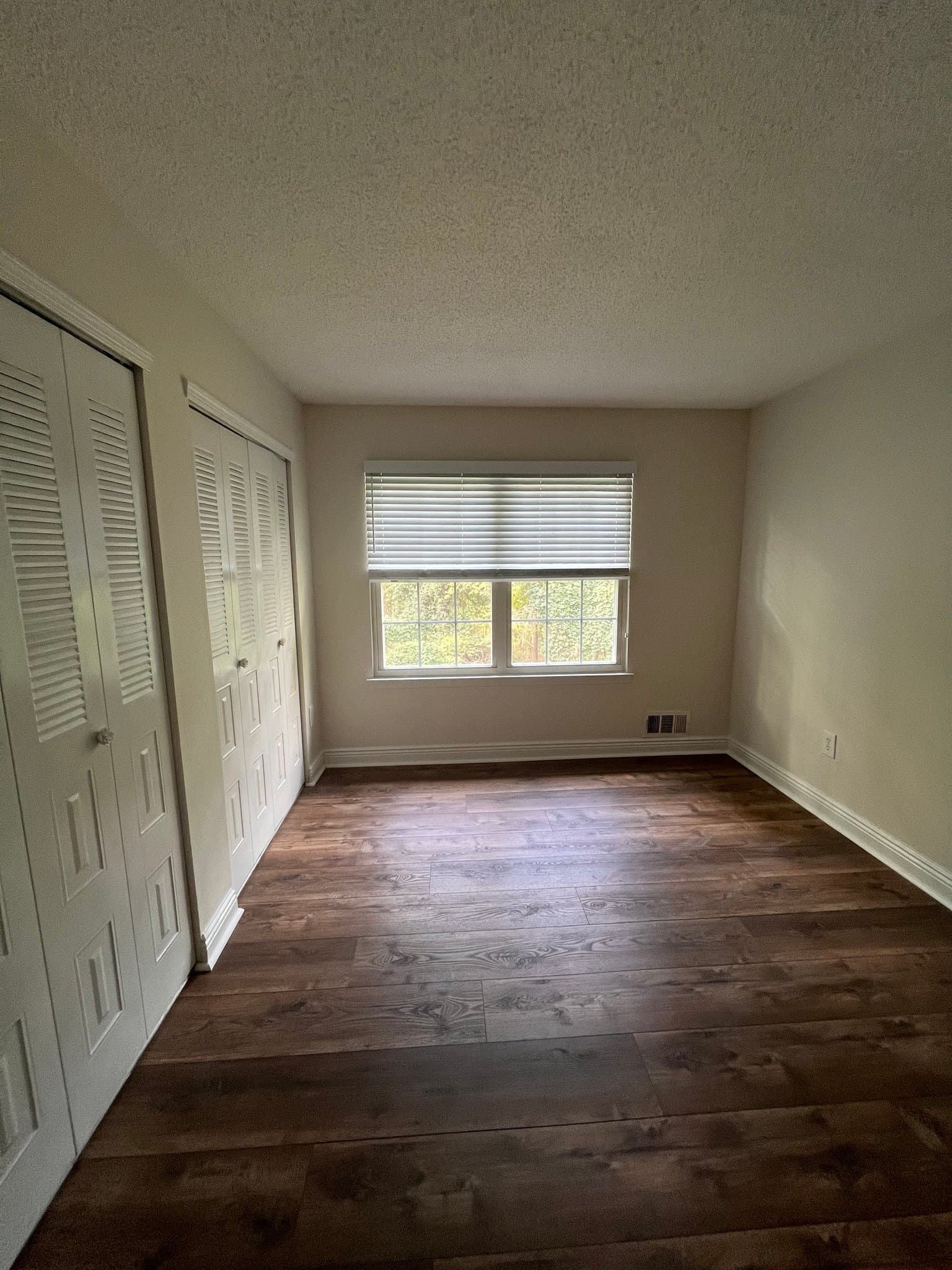 Tinton Falls Condo: 42 Players Circle