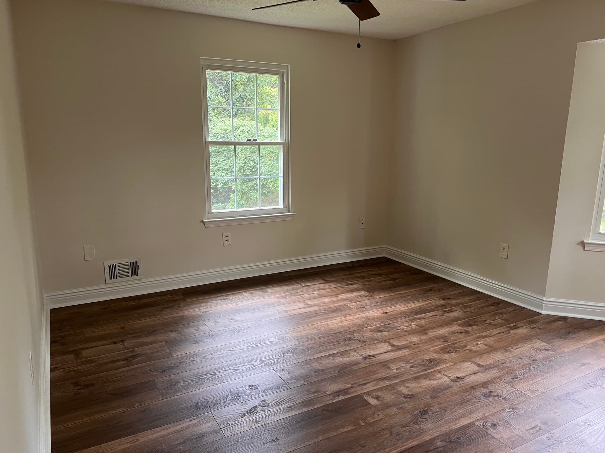 Tinton Falls Condo: 42 Players Circle