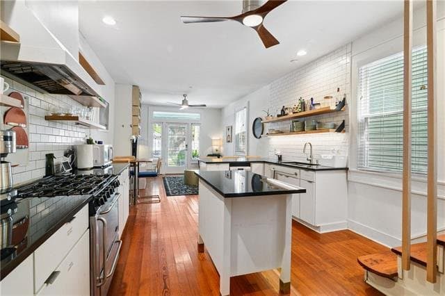 New Orleans Multiplex: 1612 Saint Roch Avenue
