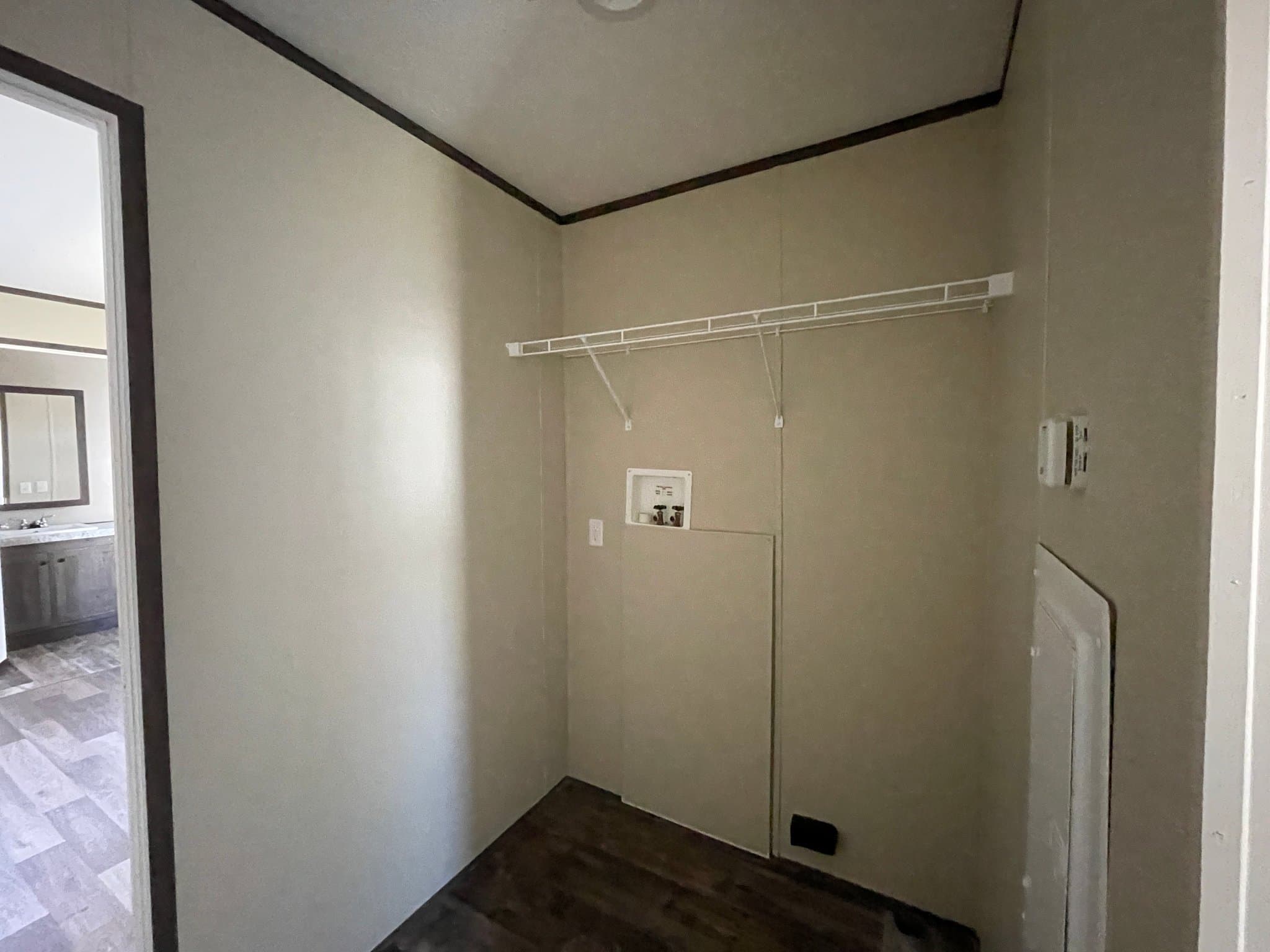 Dixon Springs House: 333 Hillsdale Estates Lane