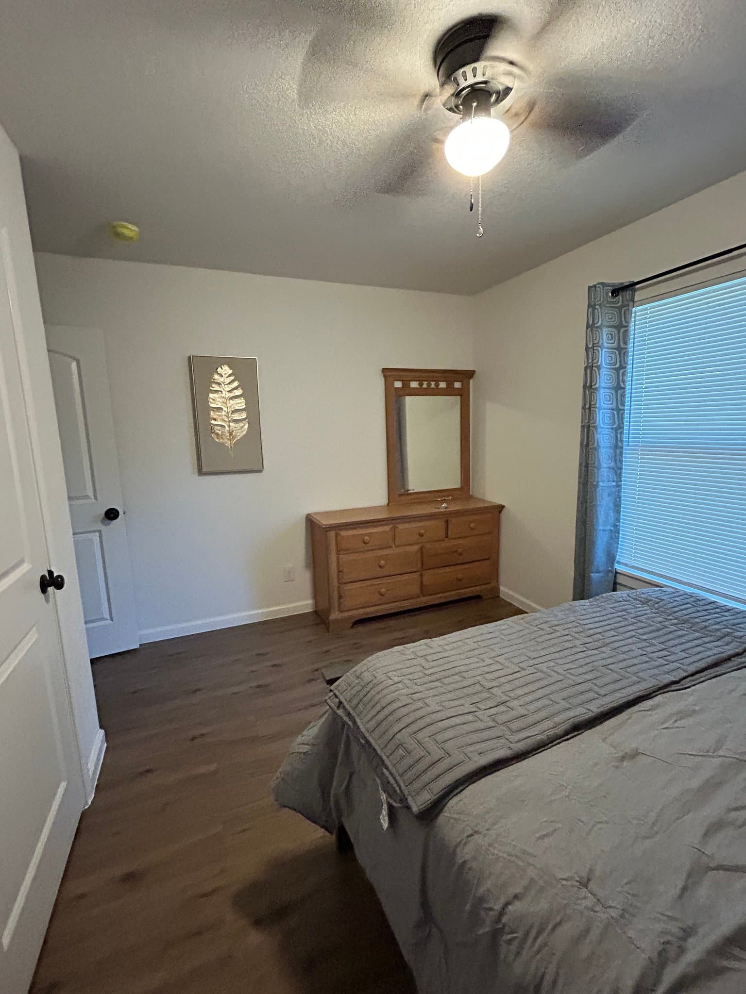 San Antonio Single Room: 116 Nelson Ave