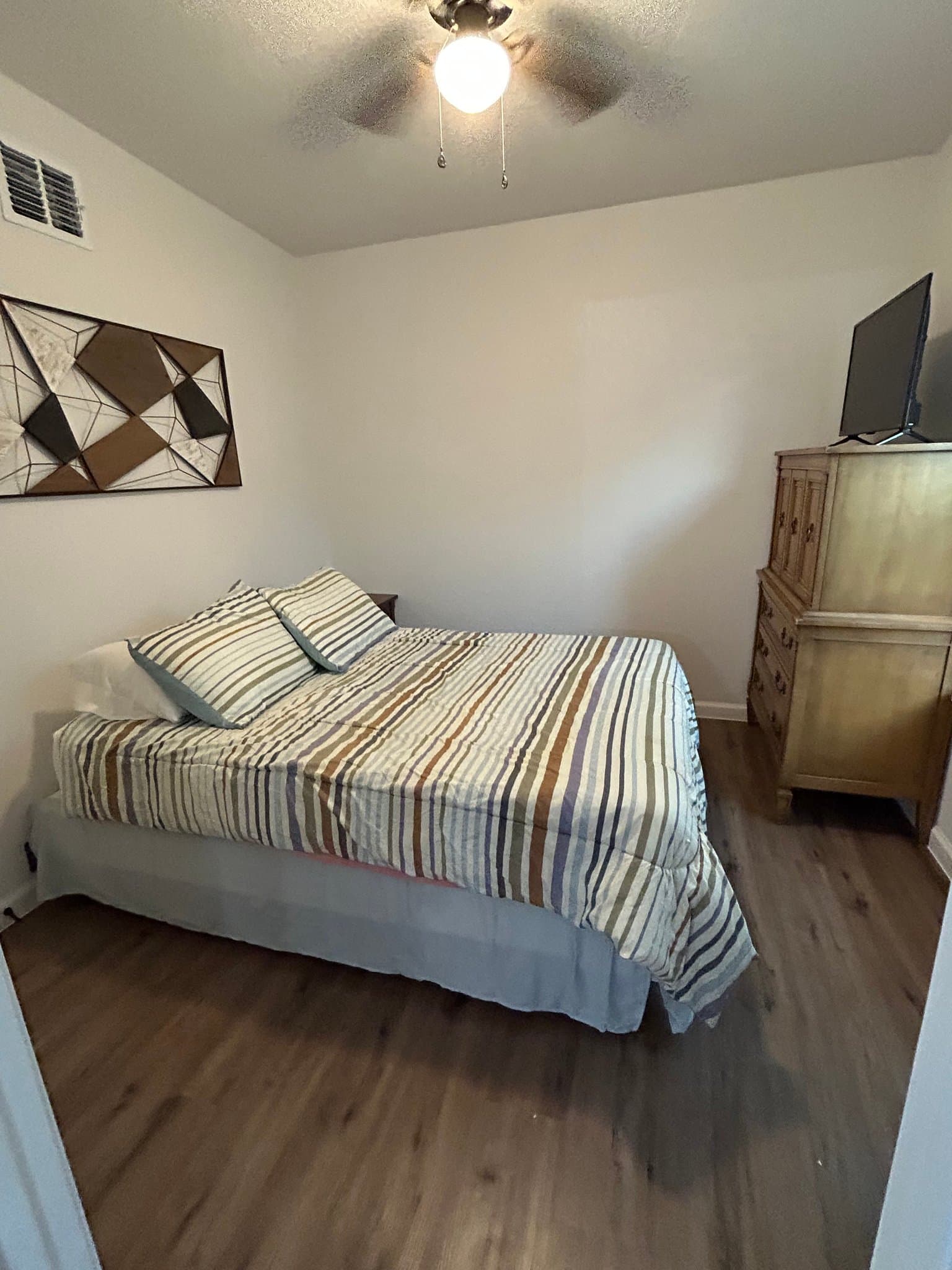 San Antonio Single Room: 116 Nelson Ave